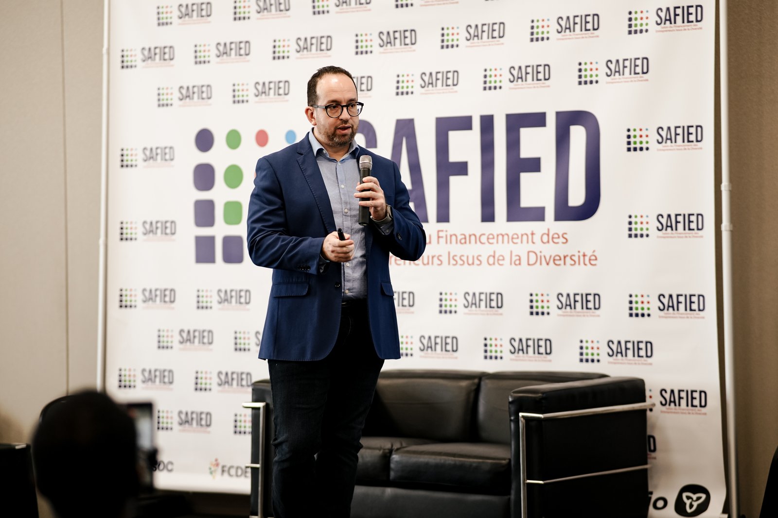 Founder of More Ads speaking at SAFIED Ottawa entrepreneurship event
